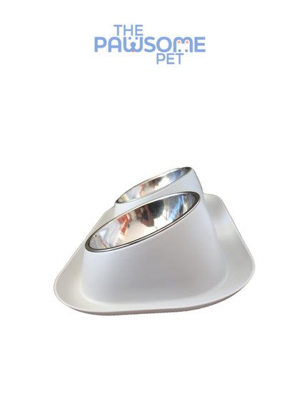 Pawsome's double bowl in plastic base